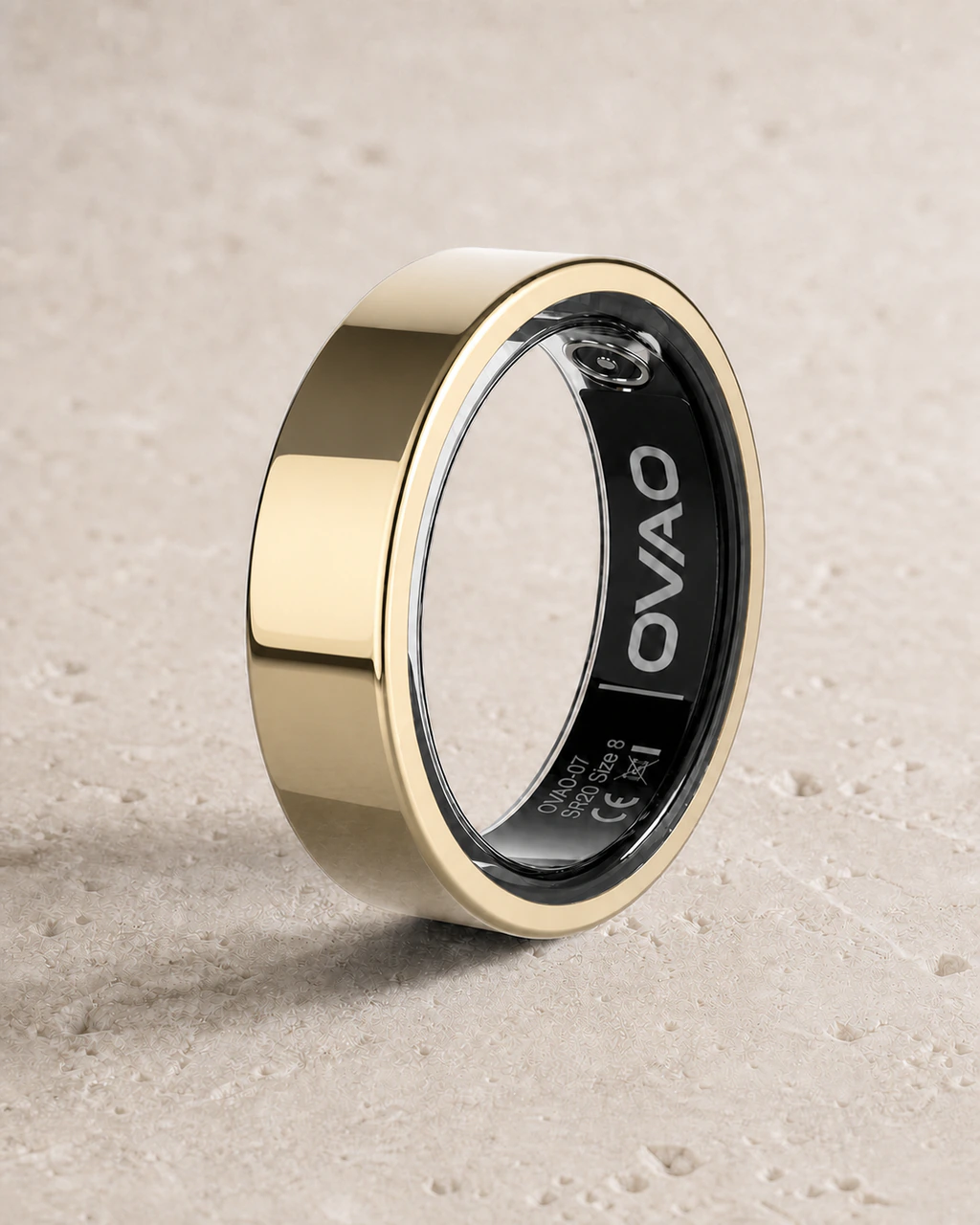 Smart ring OVAO-07 Champagne na jasnym kamieniu — gładki, ciepły metal